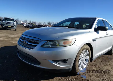 2010 Ford Taurus Se z USA, uszkodzony, nr VIN 1FAHP2DW9AG169750